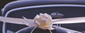 wedding car with ribbon